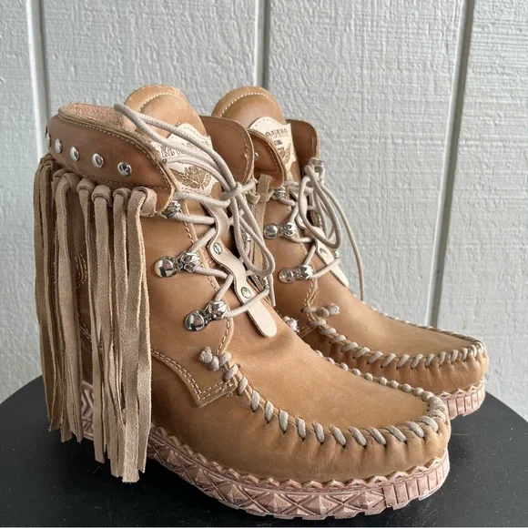 El Vaquero Italy Suede Wedge Moccasin Fringe Ankle Boots Booties Tan Size 36 / 6 - Picture 4 of 9